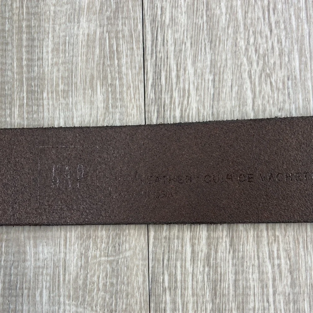 Gap Dark Brown leather belt NWT